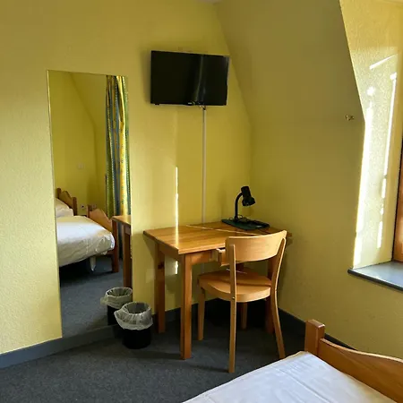 Aux Globe-trotters Hotel 2*